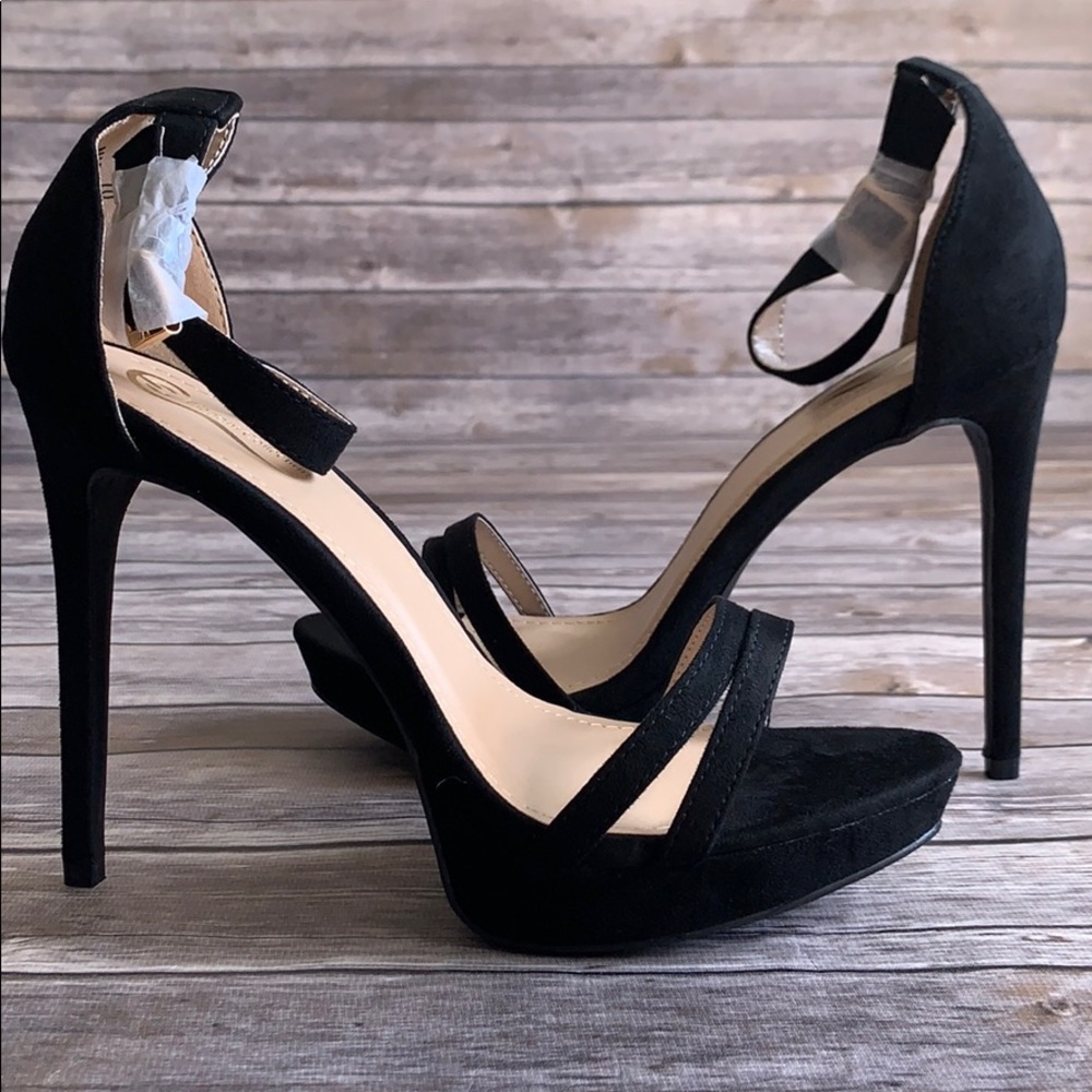 NWT Black Ankle Strap Heels size 10